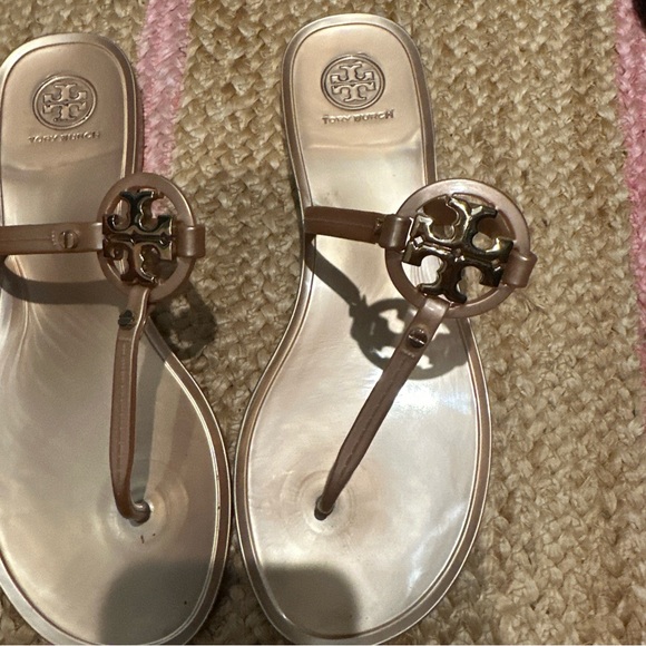 Tory Burch Mini Miller Thong Jelly Rose Gold 8 - Picture 2 of 3